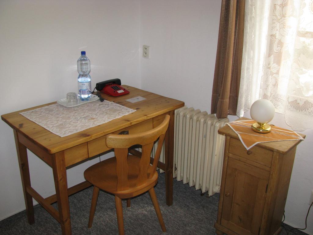 Penzion 102 Pardubice Exterior photo